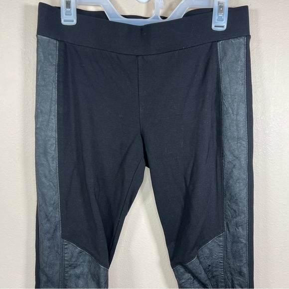 MEDIUM CABI BLACK FAUX LEATHER MOTO LEGGINGS  GOTH STRETCH PULL ON STYLE - Picture 3 of 10